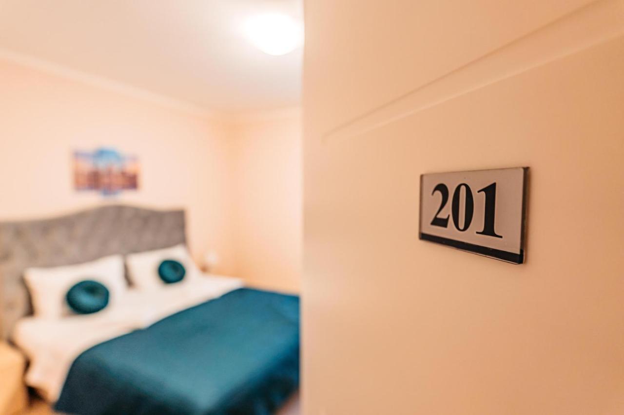 Hotel Lotos Depandans Nisz Zewnętrze zdjęcie