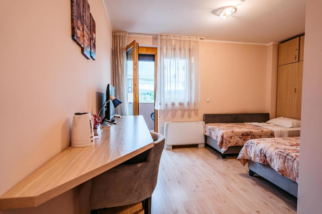 Hotel Lotos Depandans Nisz Zewnętrze zdjęcie